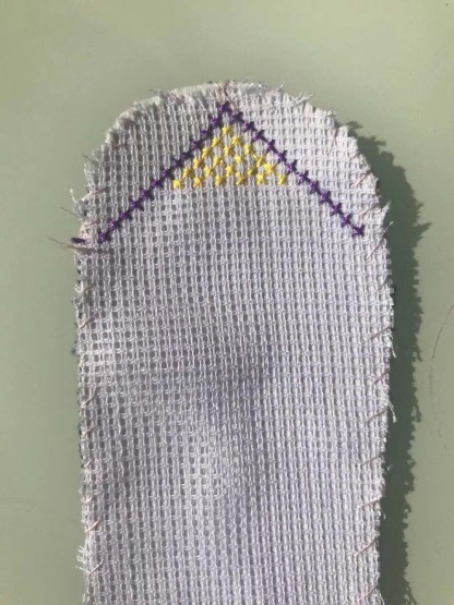 简单手工鞋垫纯手工,纯手工鞋垫制作全过程