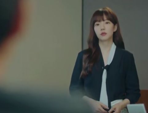 韩剧女主秋季穿搭,韩剧电视剧中女主穿搭