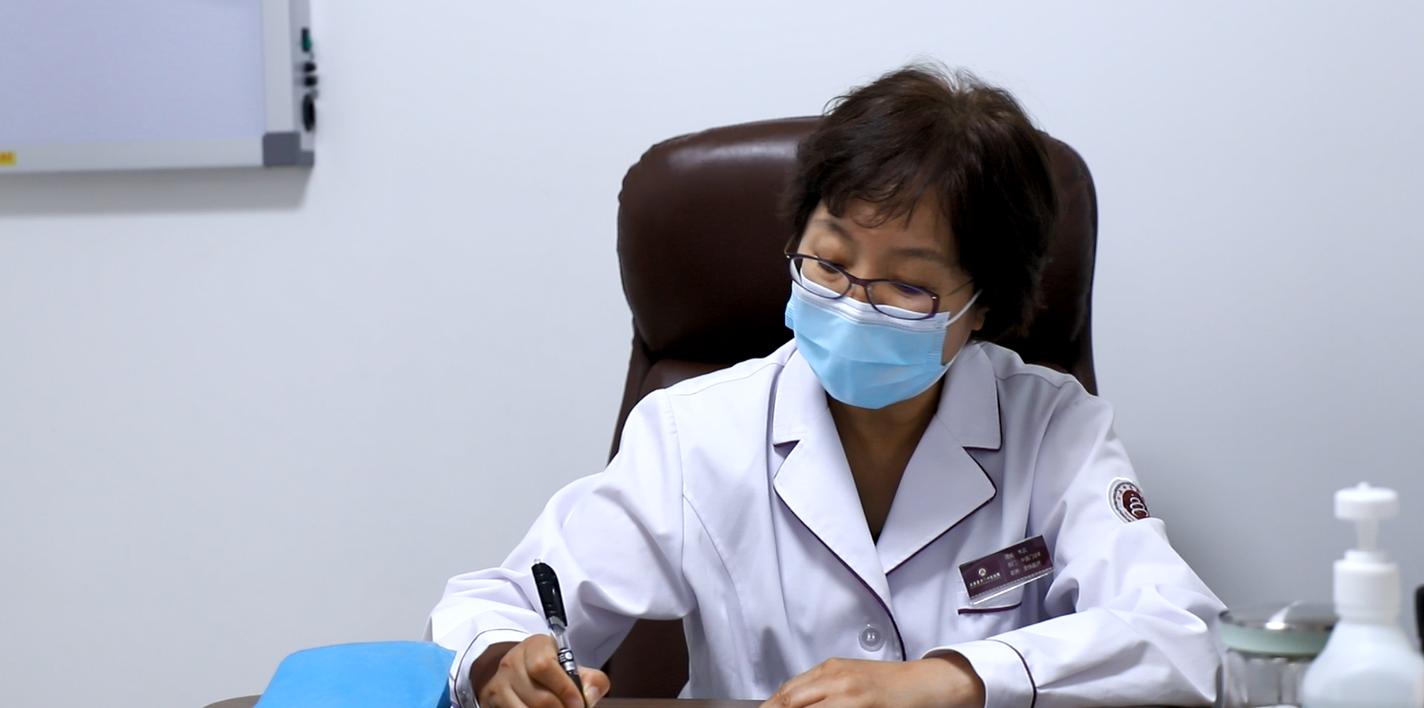 身体莫名其妙出现淤青是癌症吗,身体莫名其妙出现淤青和疲惫