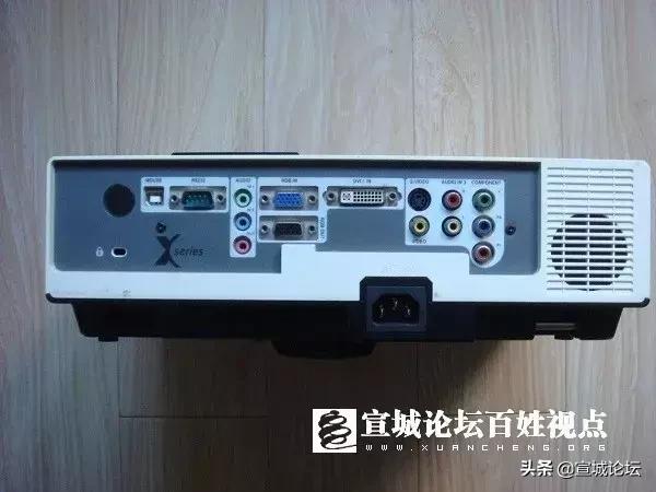 宝贝参加学校跳蚤市场活动,跳蚤市场畅销物品