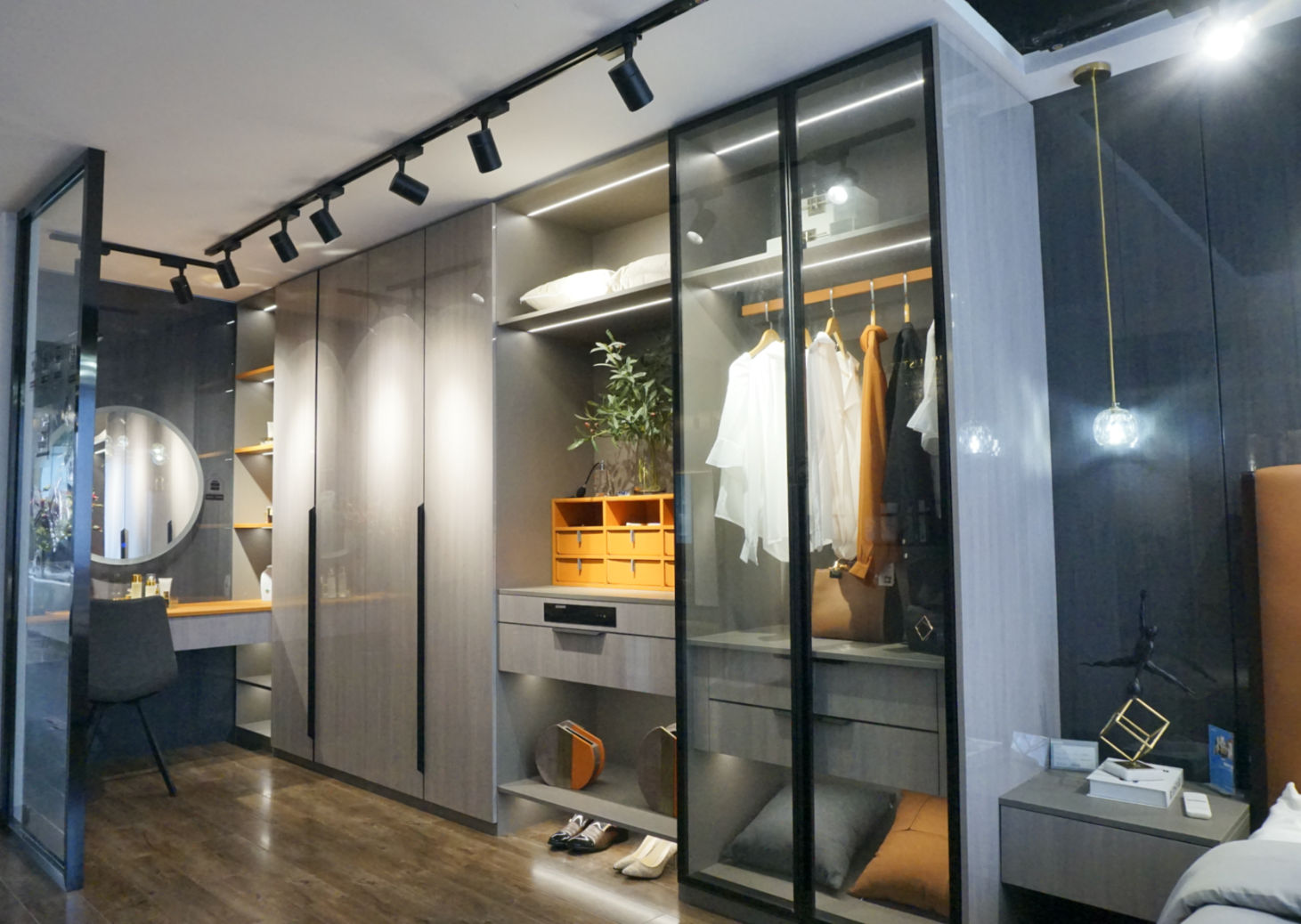 莱茵艾格定制家居怎样介绍,莱茵艾格定制衣柜质量问题