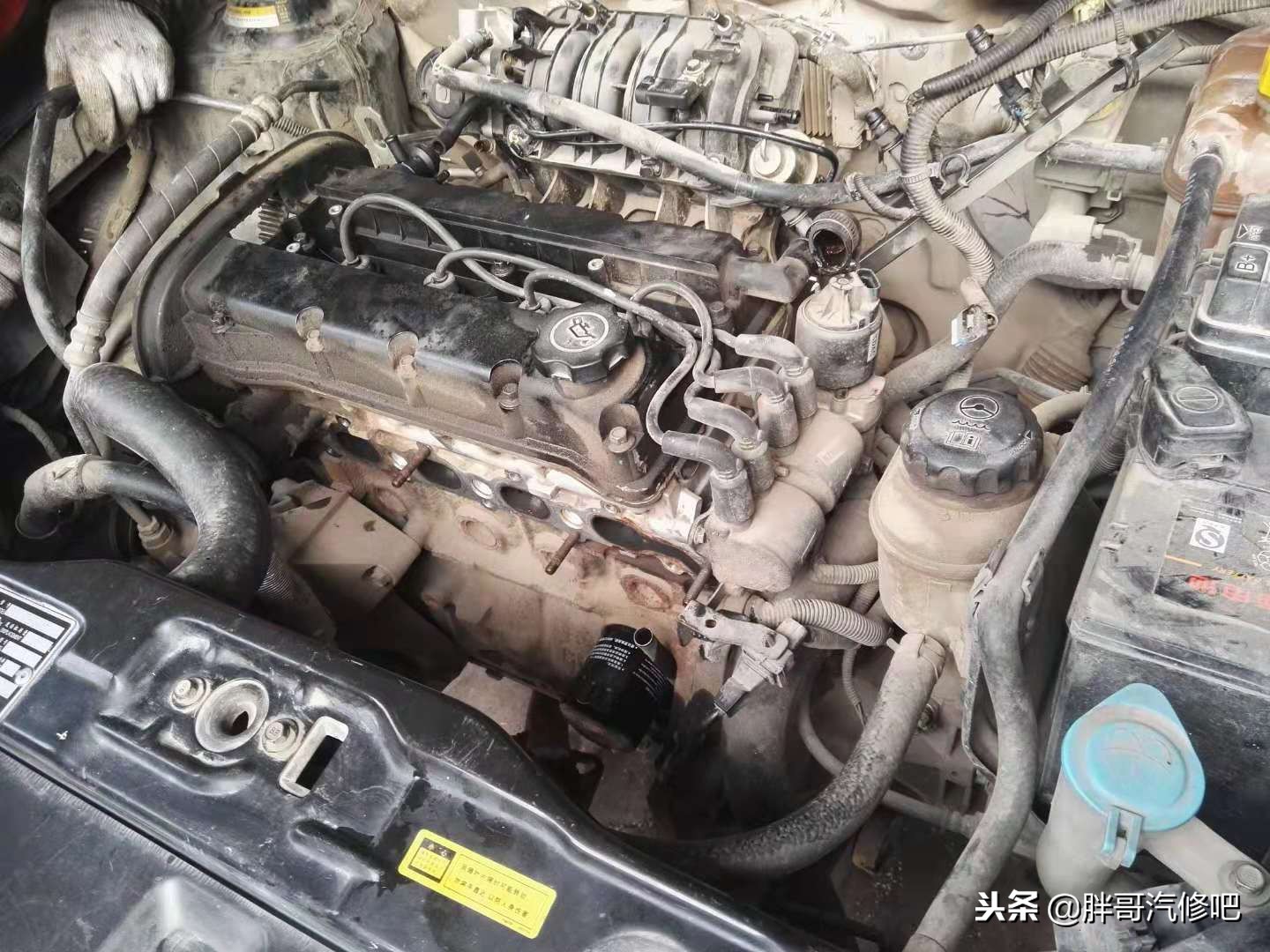 发动机高温后缸压不足,发动机高温缸垫呲了有什么现象