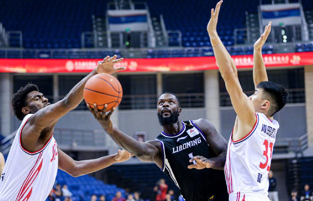 3分险胜青岛22连胜,2比3惜败辽宁队与冠军擦肩而过