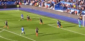 25分钟对飚4球！一场2比2让英超青年军3轮不胜，曼联热刺隔空获益