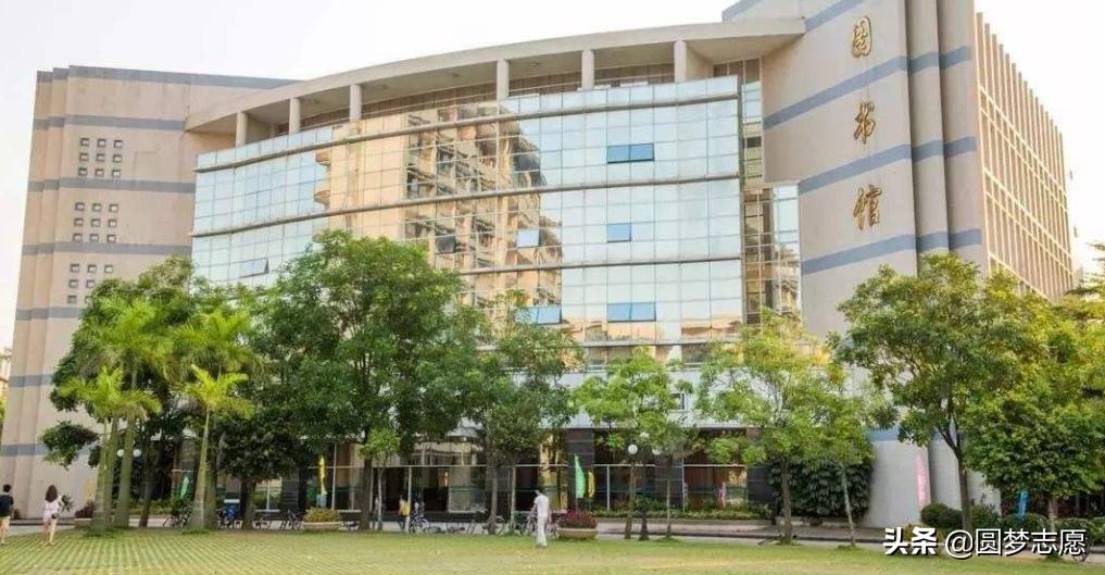 钟南山院士广州医科大学,钟南山院士广东医科大学完整视频