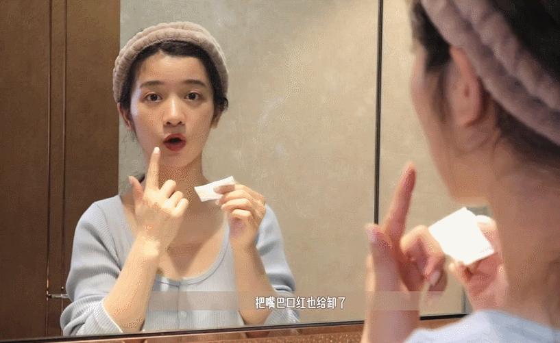 口红的错误涂法,错误的涂口红