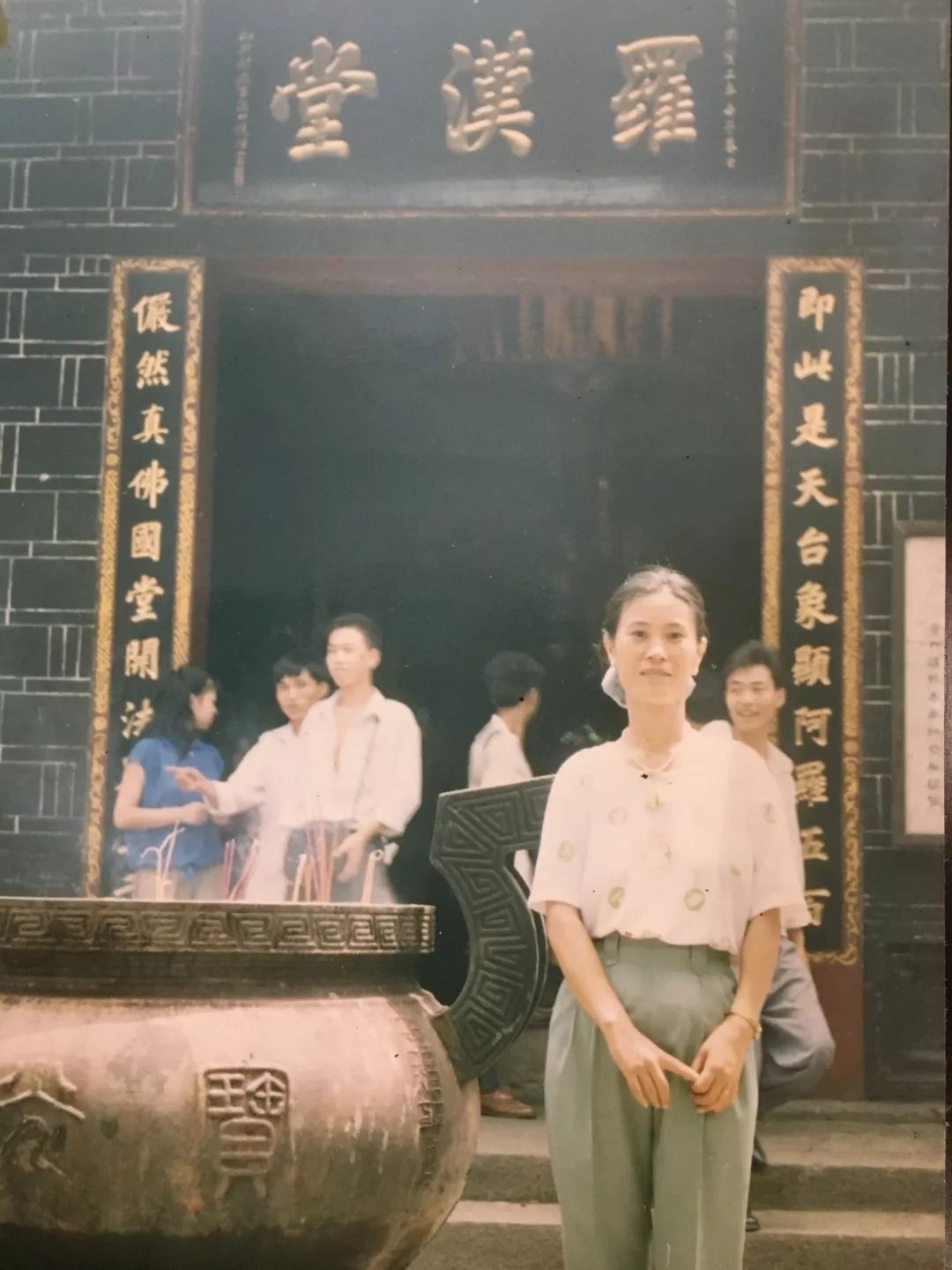 都说时尚是十年一轮回,不得不说时尚真是个轮回