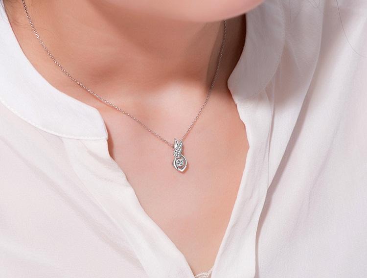 仙女们夏天必备的天使项链，你入手了吗？