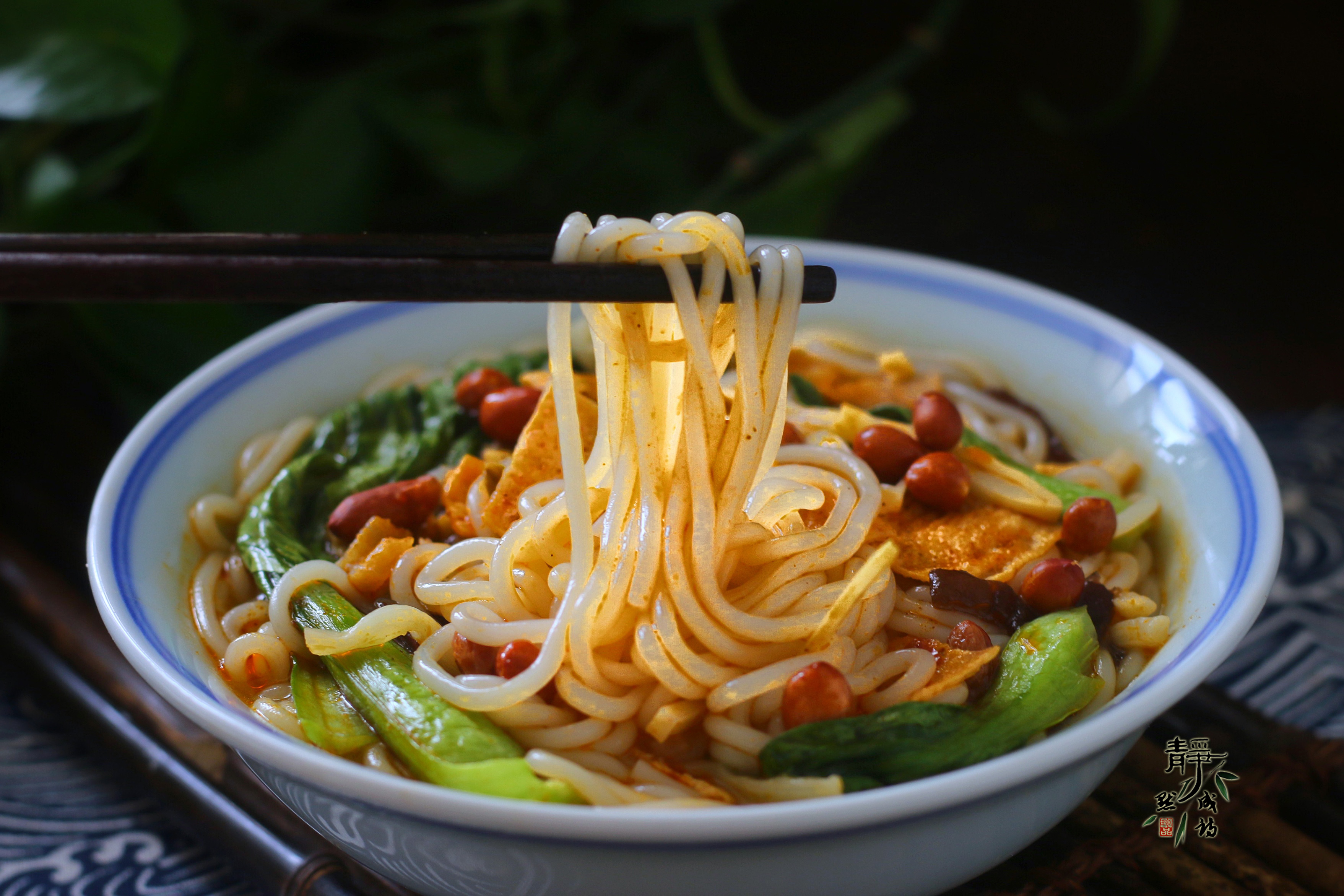 怎么煮出来的螺蛳粉更好吃,吃了过期6个月的螺蛳粉