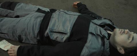 她老爸已经同意给赎金，可我不想放人：图解欧美电影