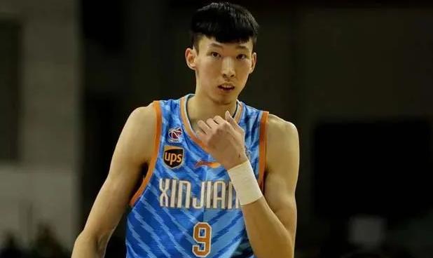 周琦已拒绝2年新疆顶薪合同,周琦下赛季优先续约权在哪