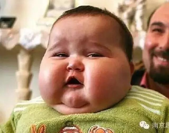 孩子很胖怎么能瘦下去,孩子很胖怎么食疗