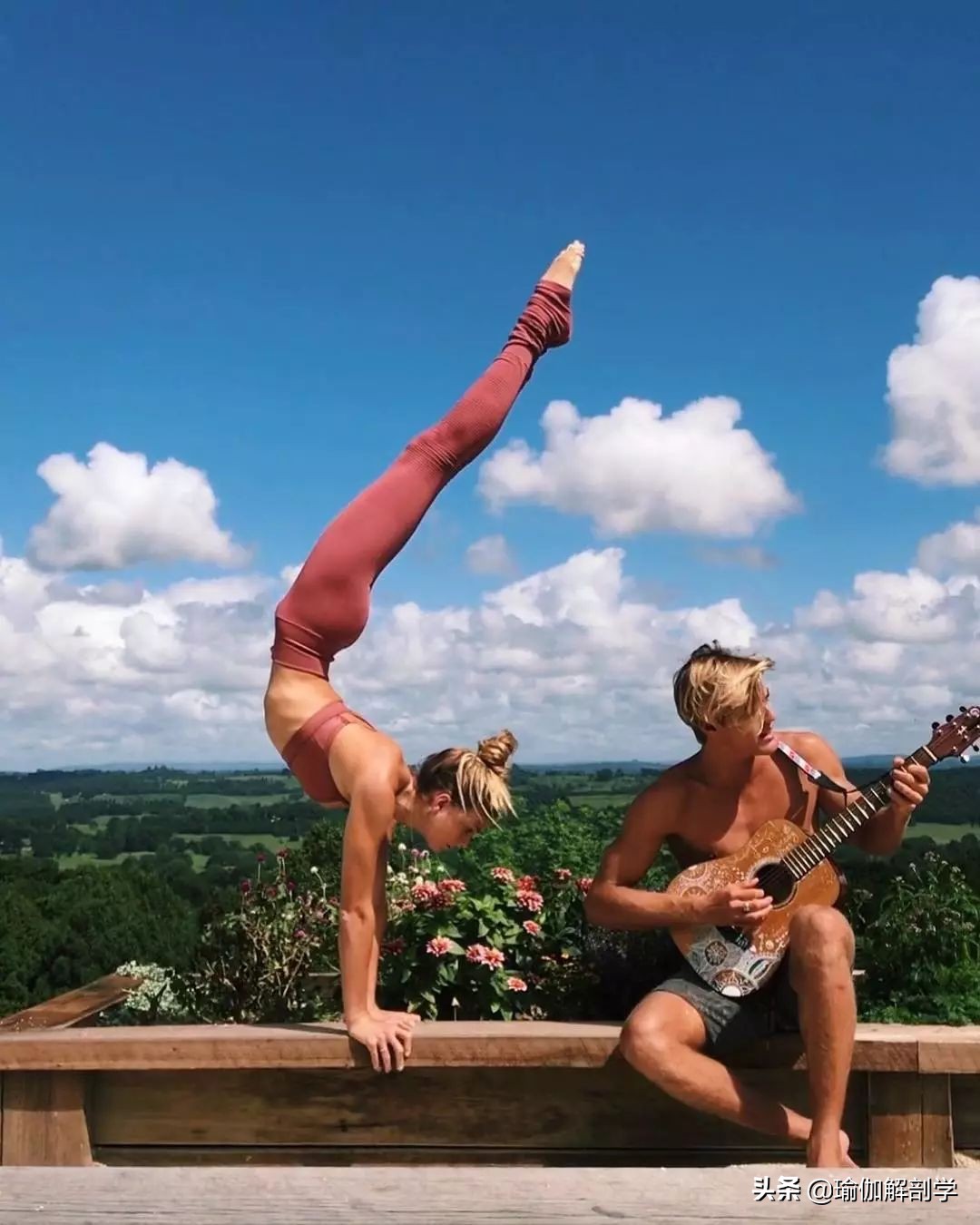 一个女孩几岁练瑜伽赚了十万 (瑜伽年入千万)