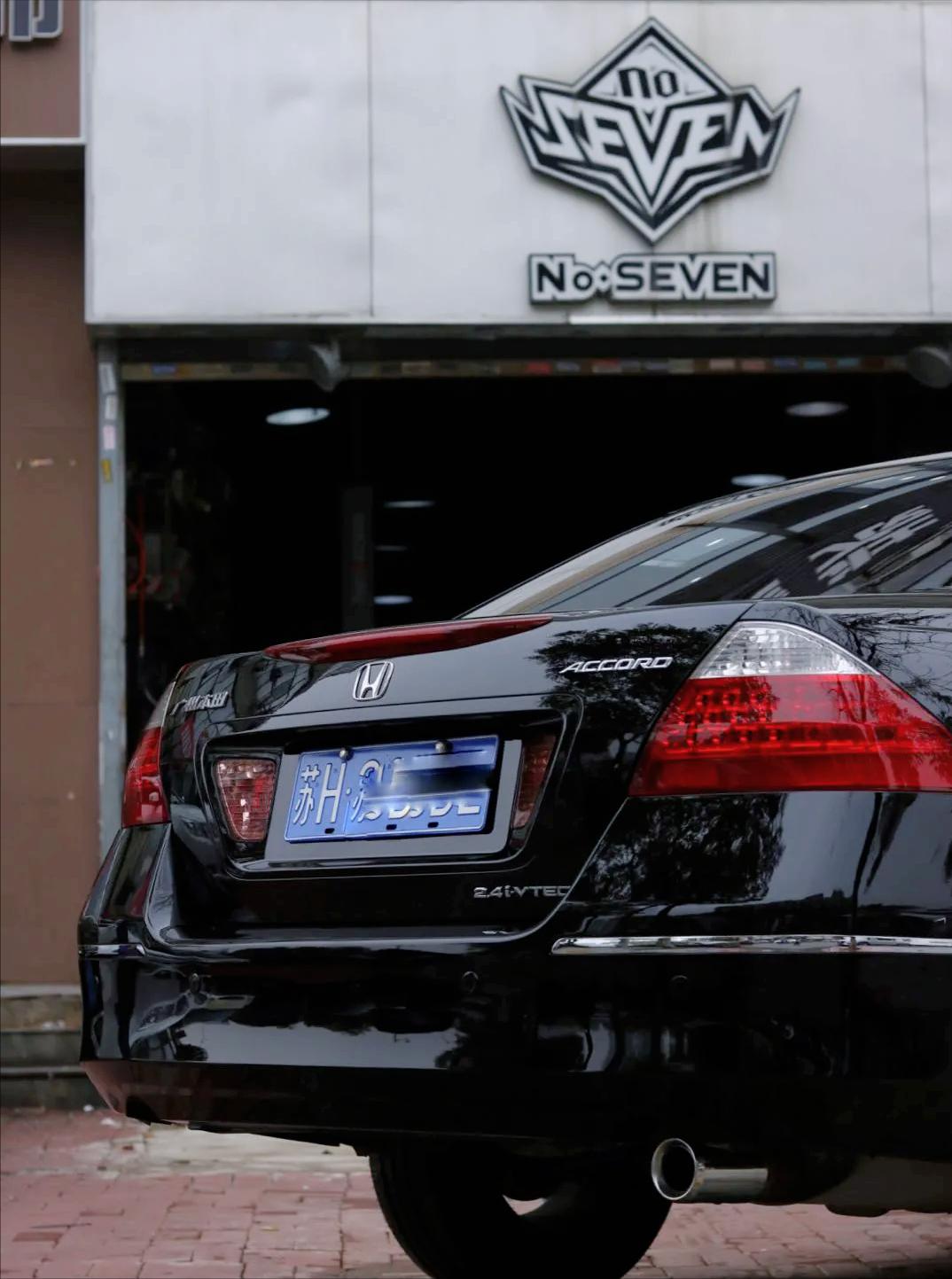 怪兽翻新车,怪兽修车翻新艾力绅