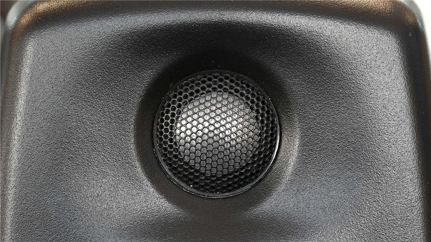 g-one闊崇 (鐪熷姏g one 闊崇)