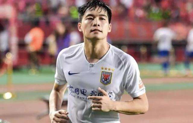 段刘愚鲁能中场,国青中场大师刘愚