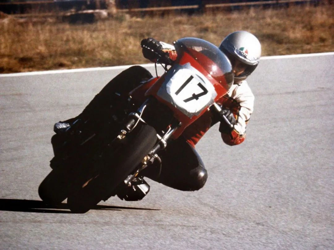 改装前线丨天蝎老师：吸气，呼气，发“轰隆隆”的音……