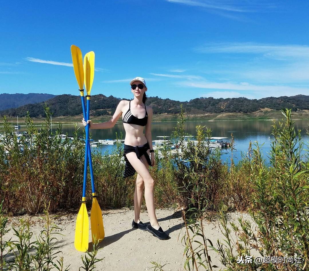 长得漂亮要更活得漂亮,长得漂亮学钢琴