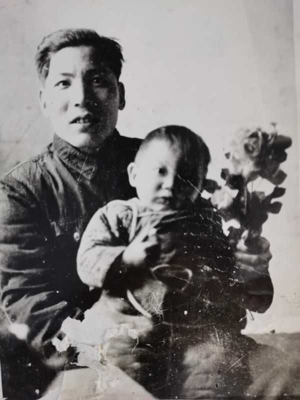 潇洒的奶奶是怎么来的,洒脱的老奶奶舞蹈视频