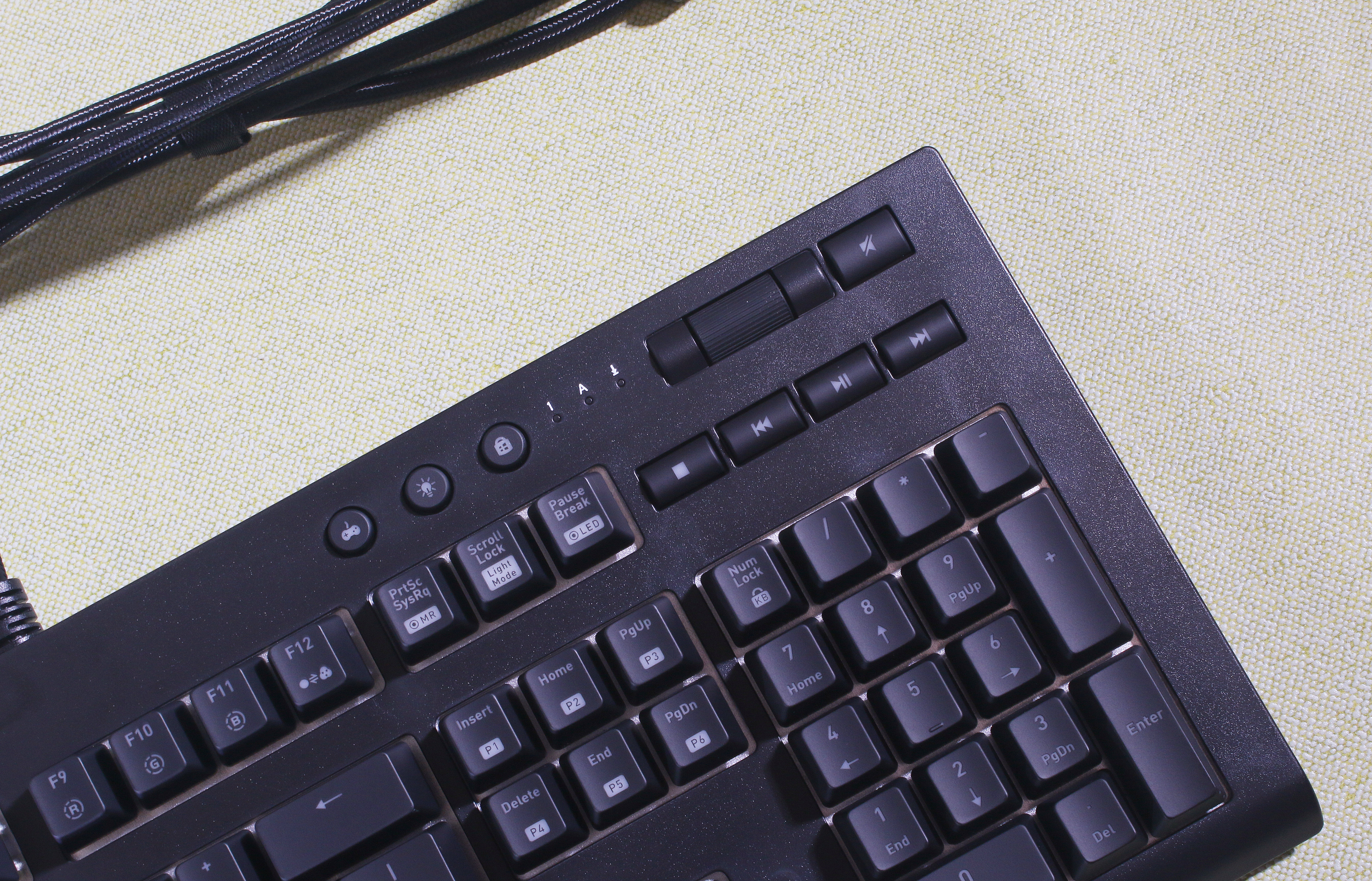 tt星脉银轴键盘,星脉x1银轴键盘