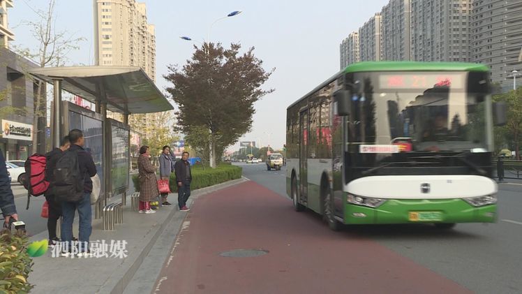 9万现金遗失公交车上,市民万元现金遗失公交车上