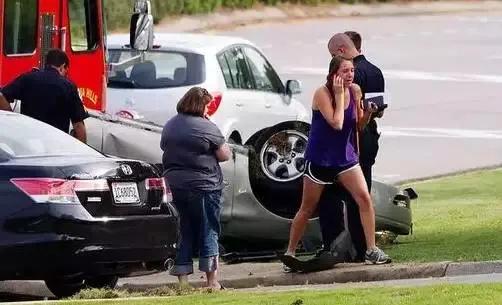在国外发生车祸怎么办,国外发生车祸怎么处理