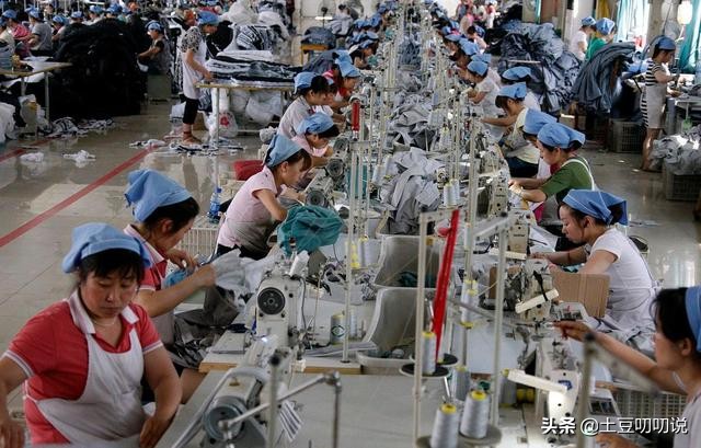 民工带儿子买耐克遭店员驱赶,工人带儿子买耐克遭歧视