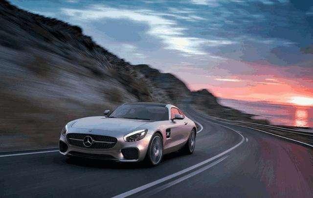 汽车在高速上飘是怎么回事,高速感觉方向盘发飘什么原因