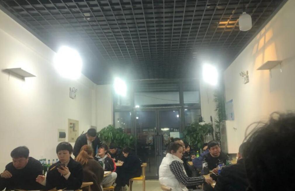 摆小摊炸串成本高吗,沈阳街边炸串一个月能赚多少钱