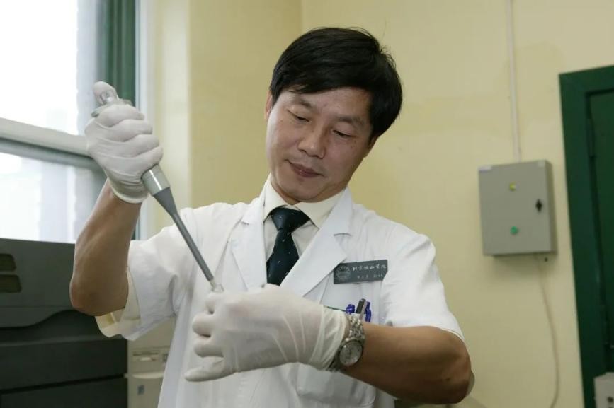 中国艾滋病治疗成功案例有多少,中国治好艾滋病第一个人