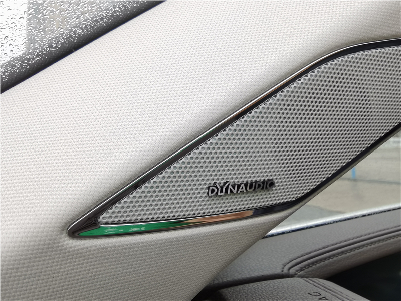 新辉昂空气悬挂展示视频,辉昂空气悬挂测试