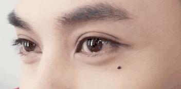 别再盲买花王眼罩，它会喷SPA蒸汽，戴上失眠都好了