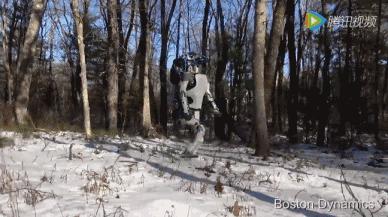 机器人的碰撞传感器工作原理图,哈工大研发出自动射箭机器人原理