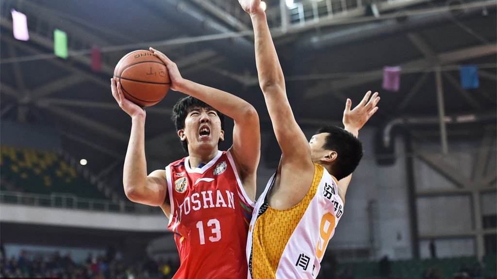 41分钟砍27分18篮板4助攻,cba神塔马布里