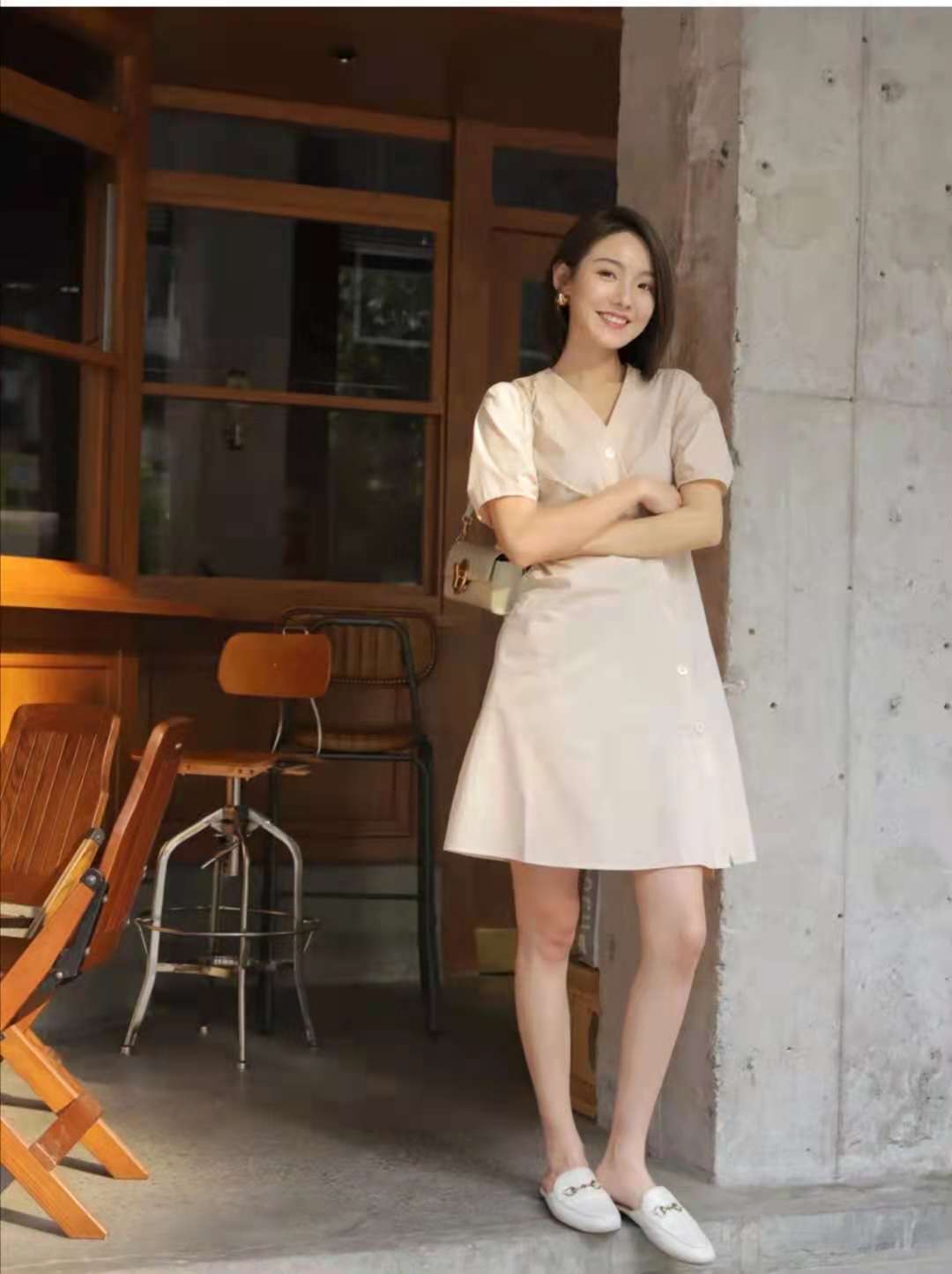 短款羽绒服搭配连衣裙好看吗,短款旗袍连衣裙搭配半身纱裙
