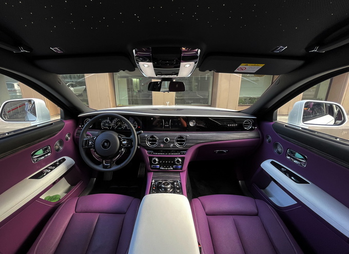 全新一代劳斯莱斯古思特,豪华180评测