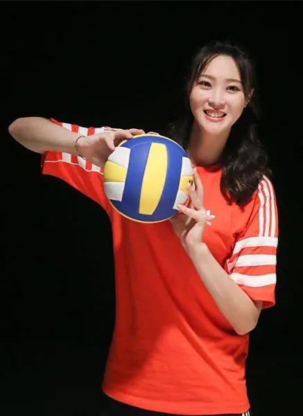 重磅！惠若琪、彭昱畅成为瑞金荣誉市民