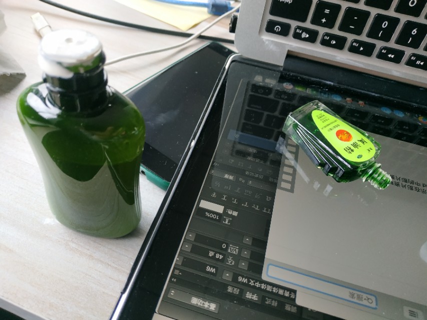 ipadpro屏幕涂层磨损,ipadpro屏幕脱落