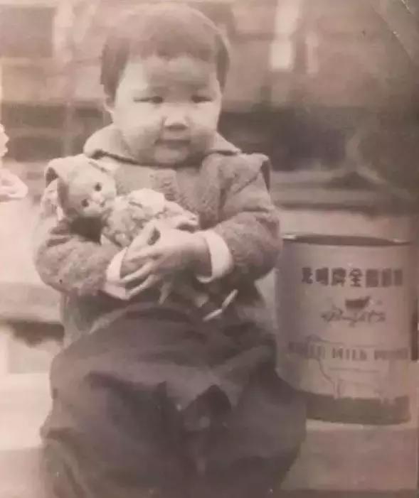 挺住！这家公司经营不善，没想到几百万中国人竟求涨价，集体买爆