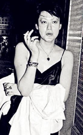 陈宝莲是如何走向自杀的？不健全的家庭果然容易令人疯狂