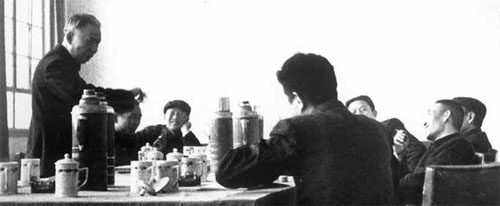 *少奇刘**勤政爱民、清正廉洁二三事