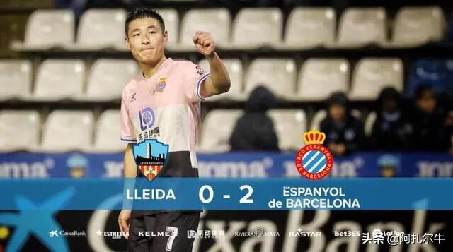 武磊爆射绝杀,武磊蝎子摆尾破门