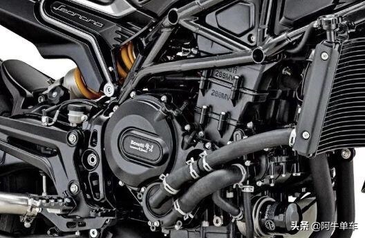 55800的幼狮800、45800的clx700，是什么能差10000块？