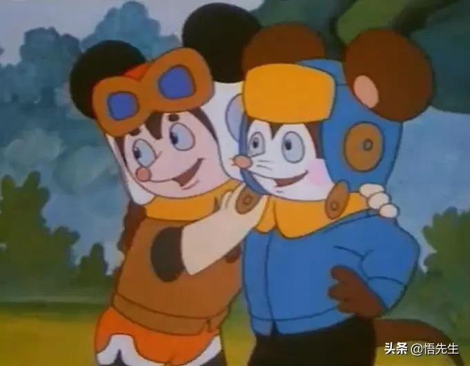 致我们逝去的童年往事只能回味,致我们逝去的童年时光一去不复返