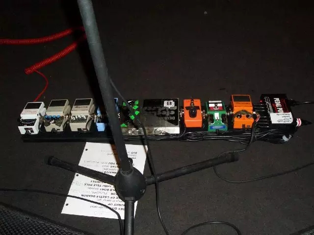 假吉他怎么分辨,假吉他