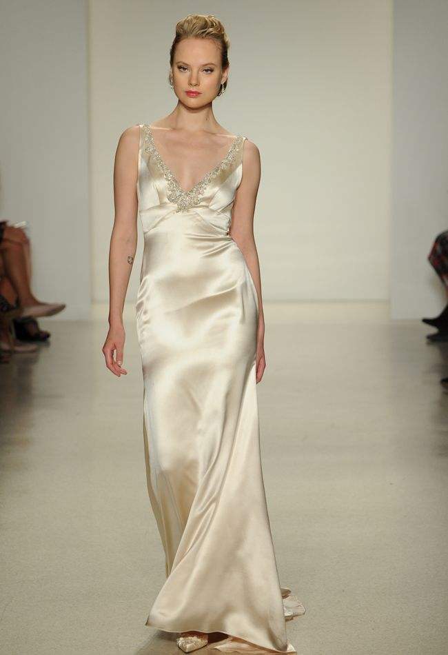 寻找梦中的婚纱|如何挑选婚纱？我做了超详细的婚纱功课笔记