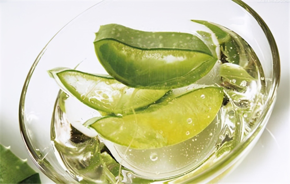 芦荟面膜真的可以淡化黑印,芦荟面膜的作用和功效