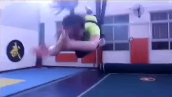 刘亦菲花木兰国外评分,花木兰评分暴跌