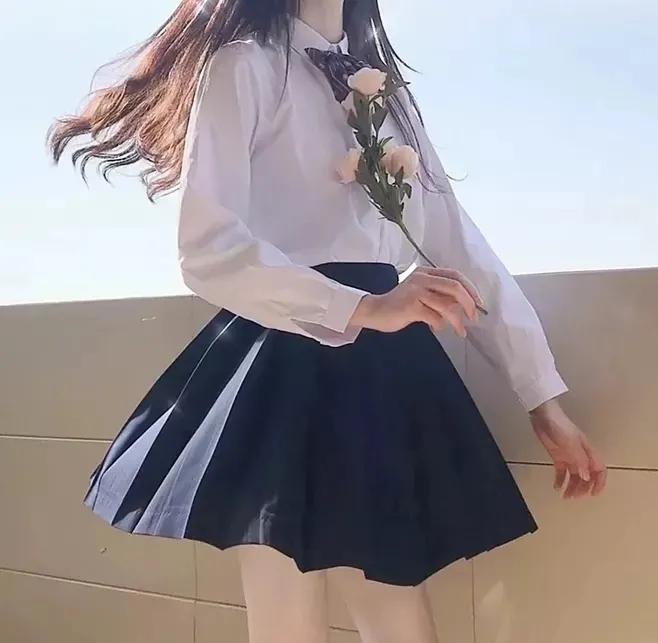 男生真的会喜欢帅气的女生吗,jk女孩喜欢什么样男生