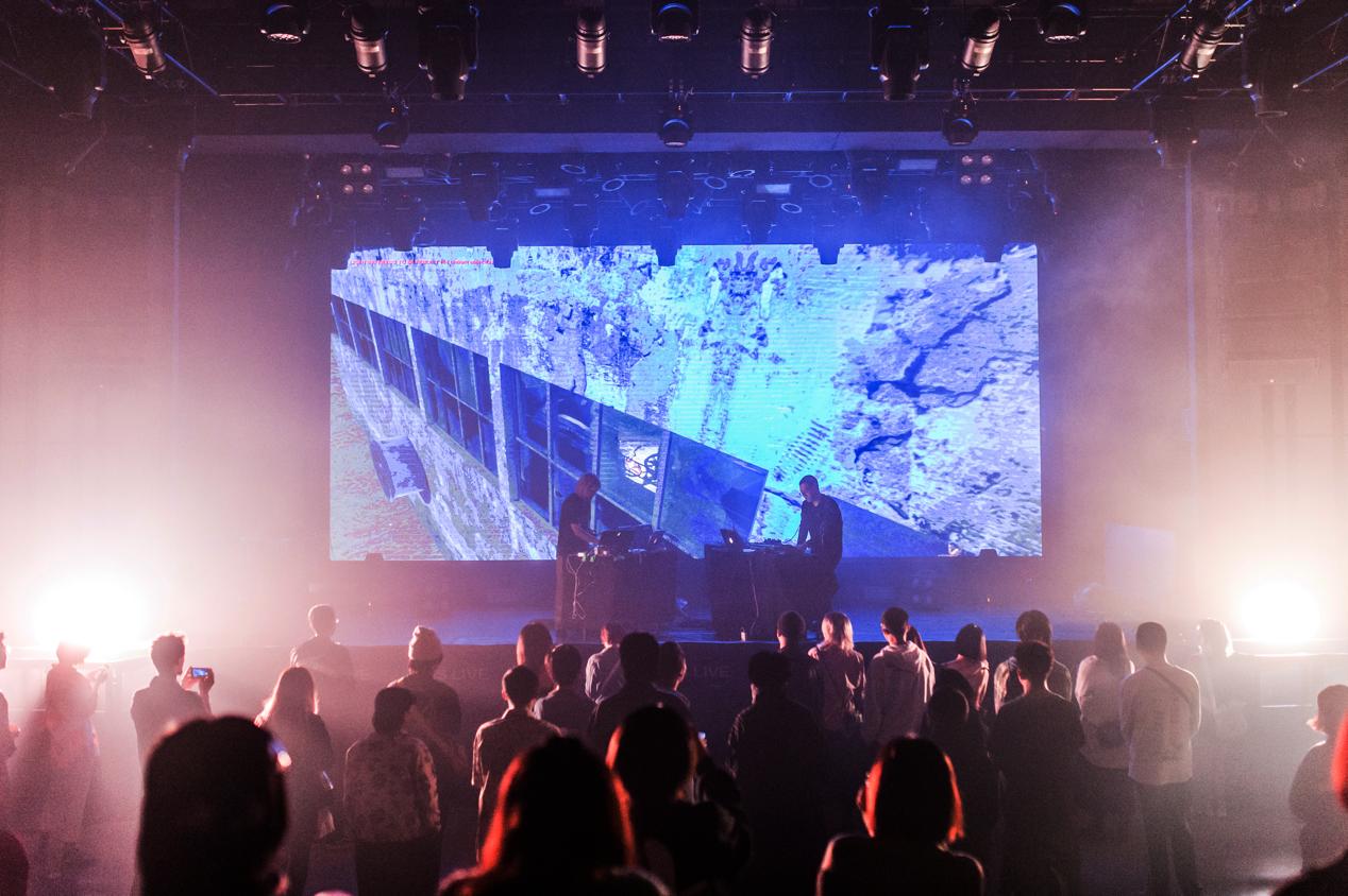 视觉与声觉，最酷的夏日，尽在TODTIME公交电音纳凉趴